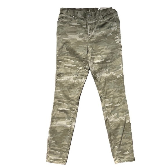 Loft Women's Camo Very Slim Through Hip and Thigh Leggings, Size 8 - Picture 1 of 7